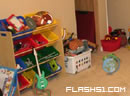 儿童室找玩具-这是你家的儿童室，堆满了自式各样的玩具，..