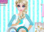 Elsa Washing Dishes