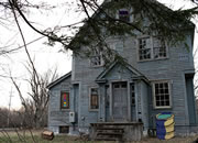 Abandoned Creepy Old House Escape